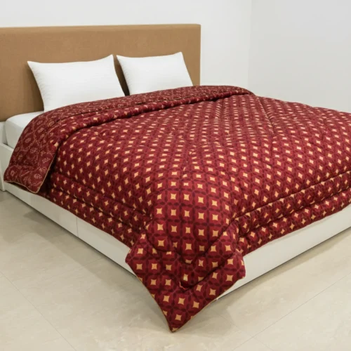 Maroon geometric heavy winter quilt rajai king size 4.5kg with rich Indian traditional pattern by Vardhman Mills