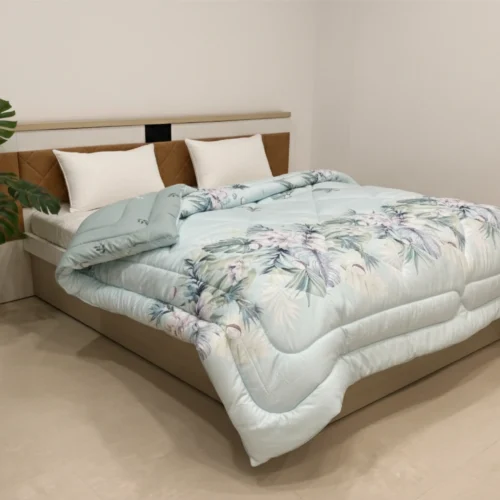 Mint botanical heavy winter quilt rajai king size 4.5kg with tropical leaf nature pattern by Vardhman Mills