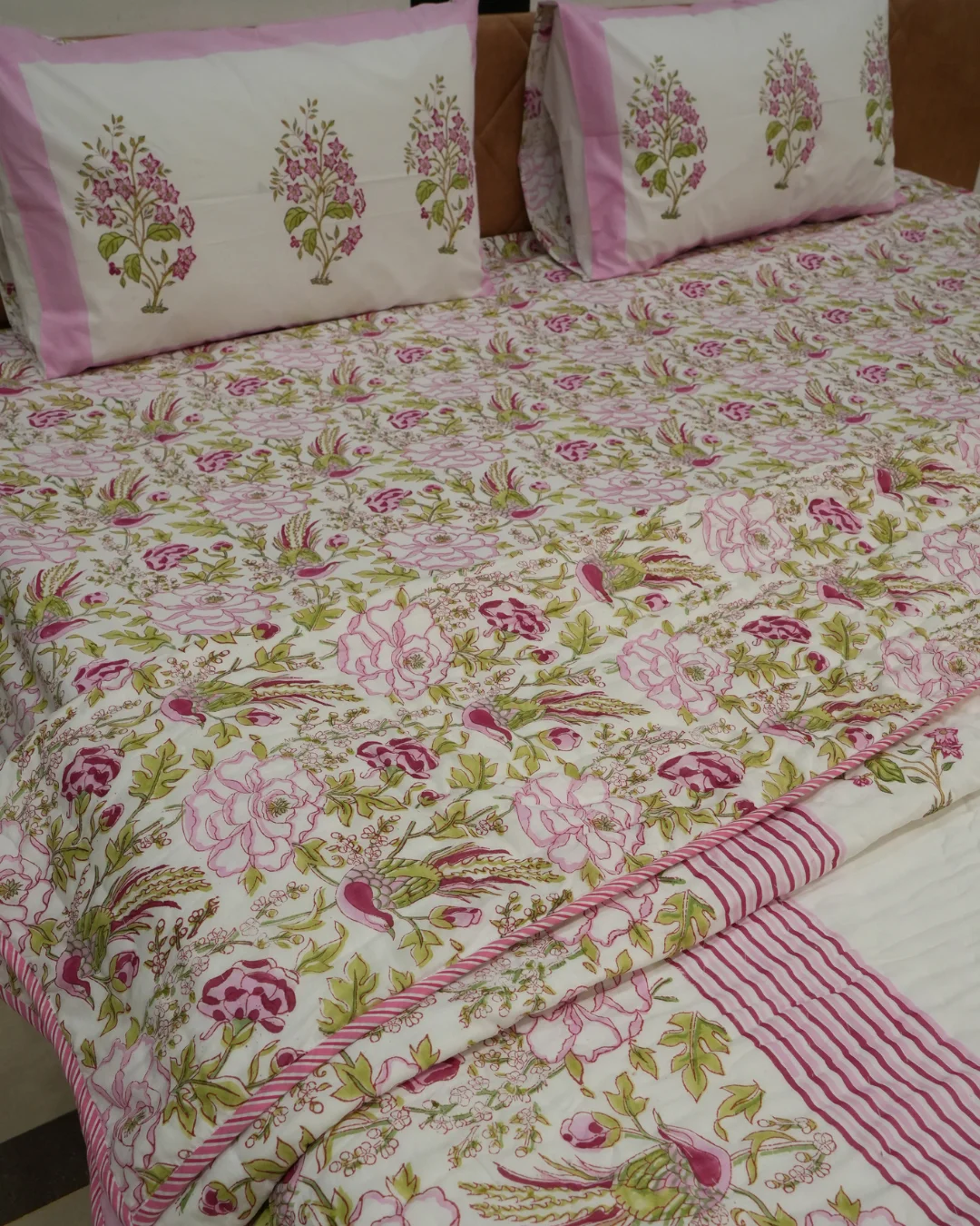 Pink Rose Garden Jaipuri Razai Price | Hand Block Print | Hand Stitched 100% Cotton 2 Pink Rose Garden jaipuri razai reverse side dense floral pattern - hand block print by Vardhman Mills