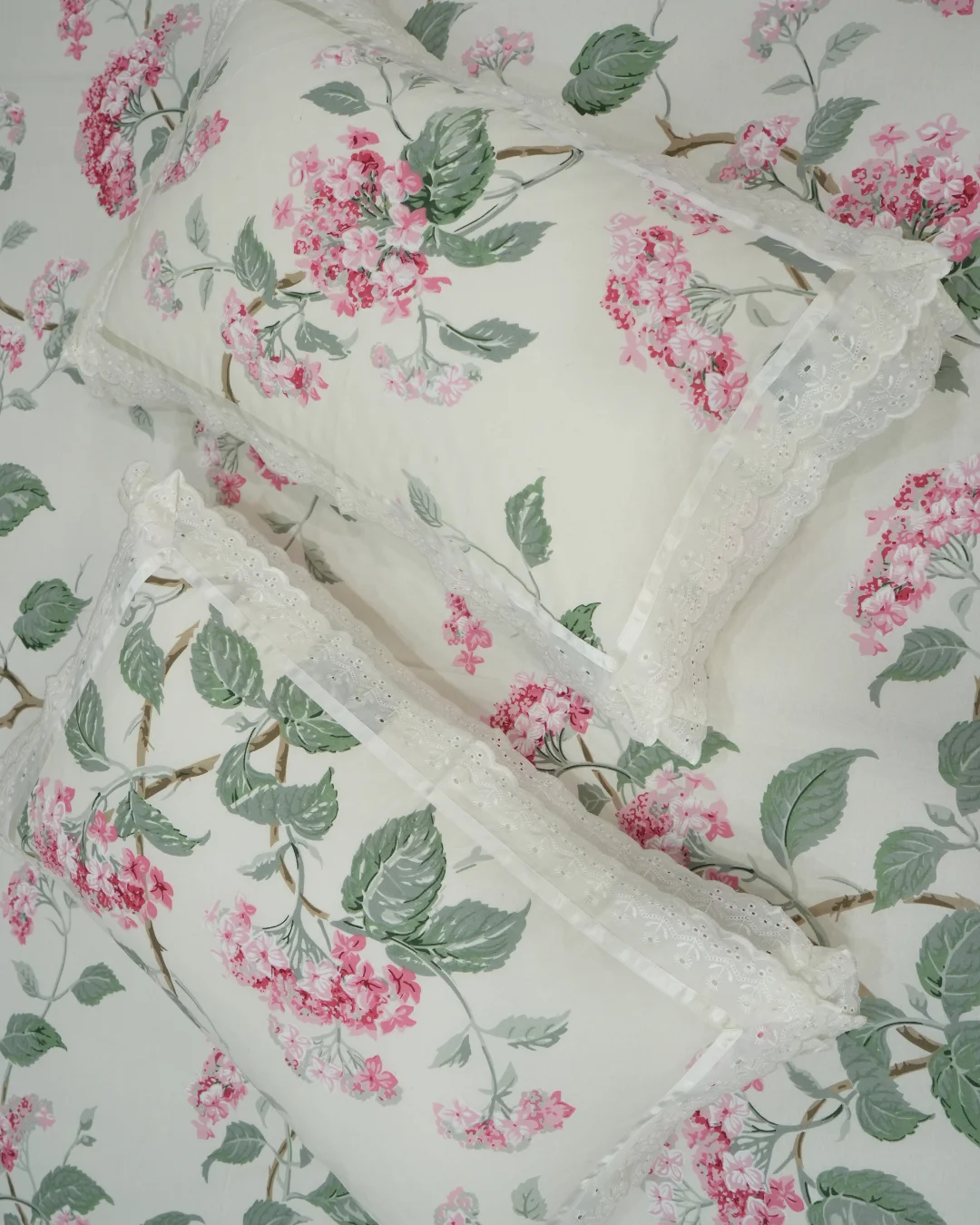 Blush Hydrangea Pink Floral Bedsheet King Size with 2 Lace Pillow Covers 3 Pink floral bedsheet king size pillow covers with lace edging in Blush Hydrangea design